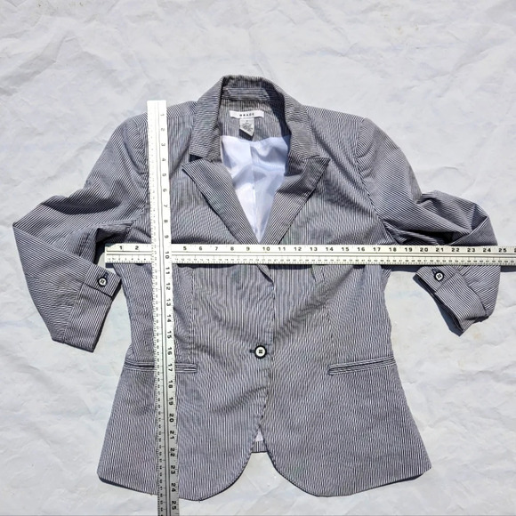 Grace Pinstripe Button Front Blazer  Woman's Size 8 - Picture 2 of 9